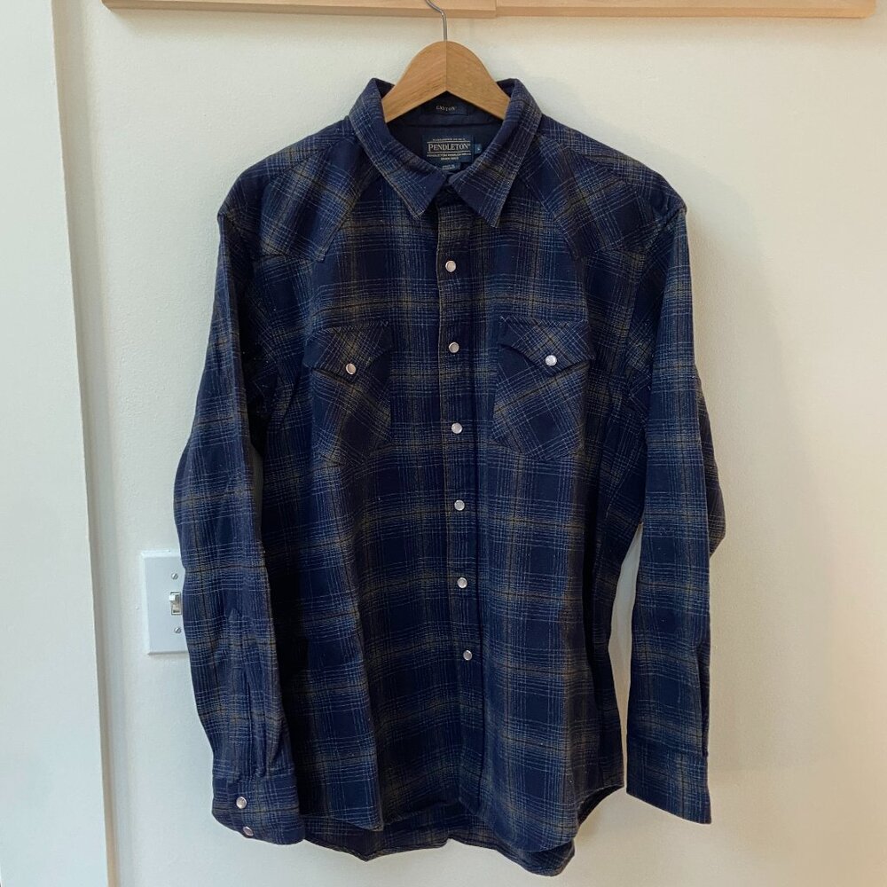 Gently Worn Plaid Snap-Front Western Canyon Shirt